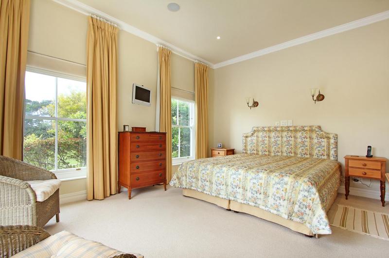 To Let 3 Bedroom Property for Rent in Steenberg Estate Western Cape